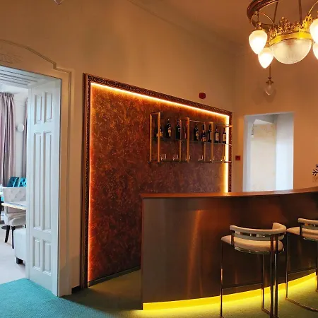 Hotel Maxim 4*