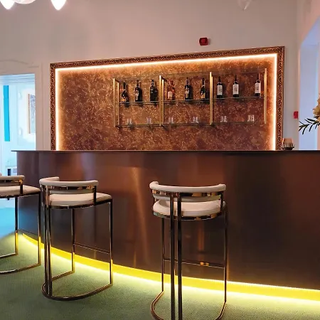 Hotel Maxim 4*