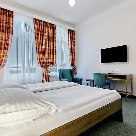 Hotel Maxim 4*