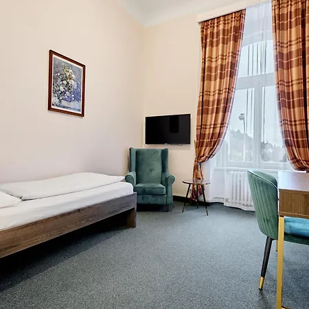 Hotel Maxim 4*